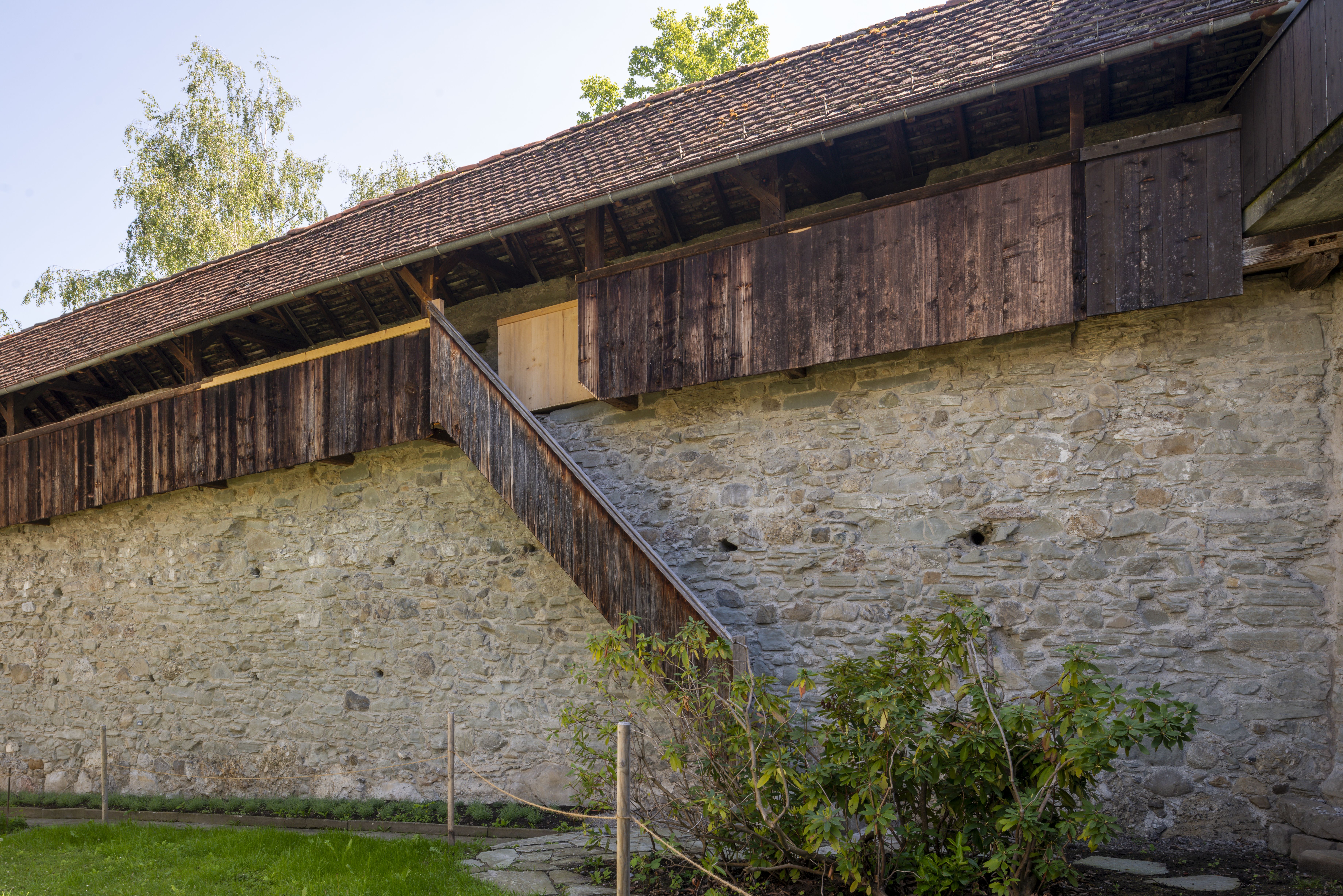 Innenseite der Stadtmauer