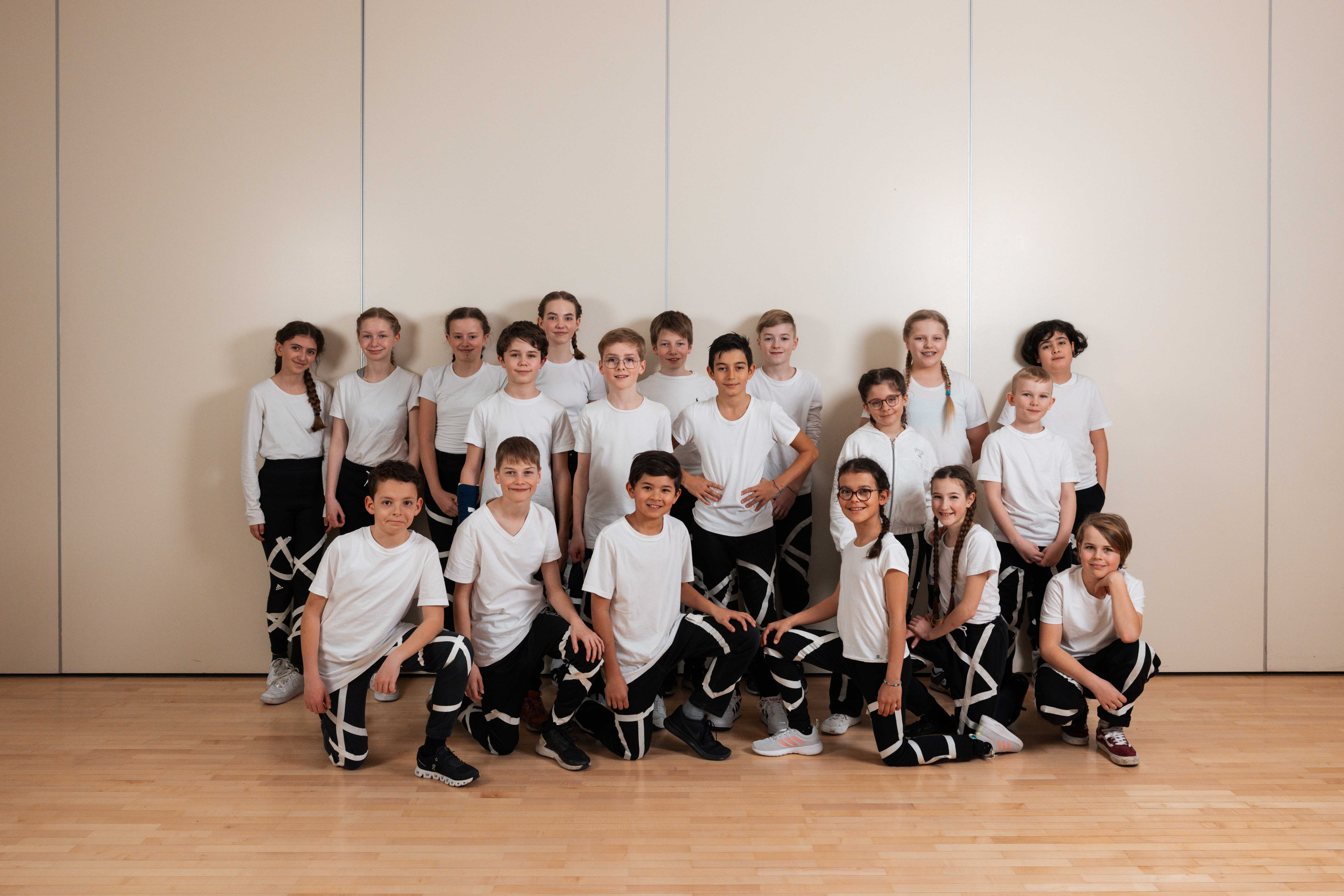 01 Kniridancers - Kategorie A