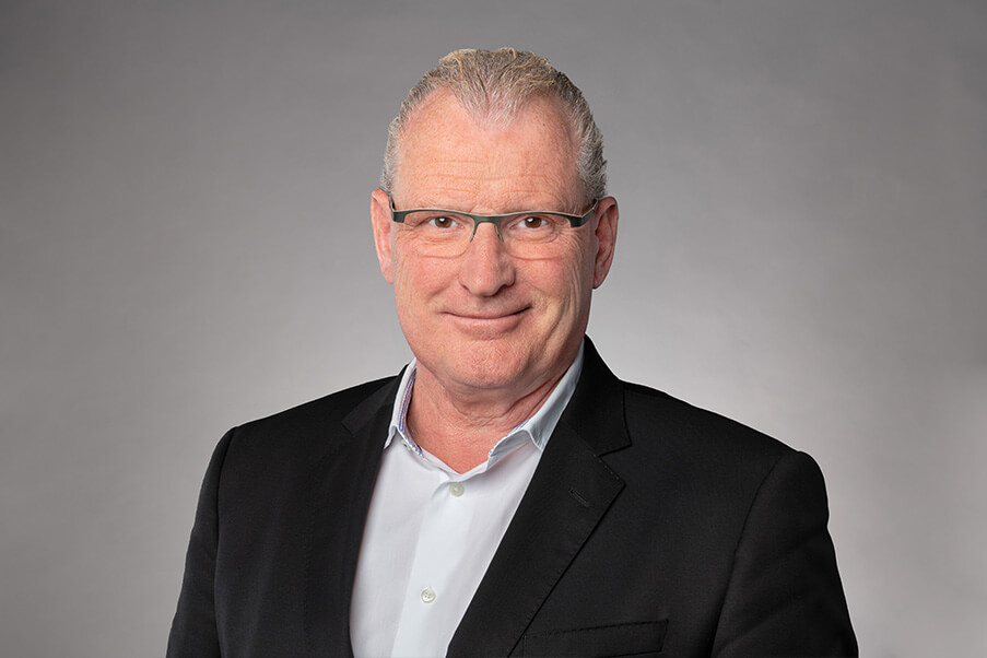 Foto 4: Porträt Heinz Tännler